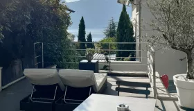 Photo de la chambre supérieur la Corsuet des Suites du Lac à Aix les Bains.